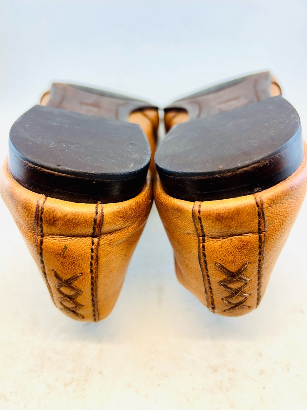 FRYE Camel Tan Terri Buffalo Leather Minimalist Penny Loafers, size 11 M FLAW - Picture 15 of 15